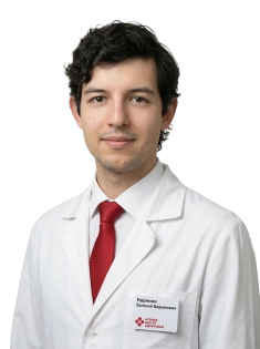 Наринян Евгений Вадимович Врач-офтальмолог